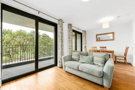 Bramwell Way, London, E16 2GR