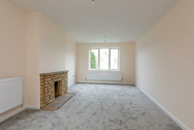 Sates Way, Henleaze Living Room 4.jpg