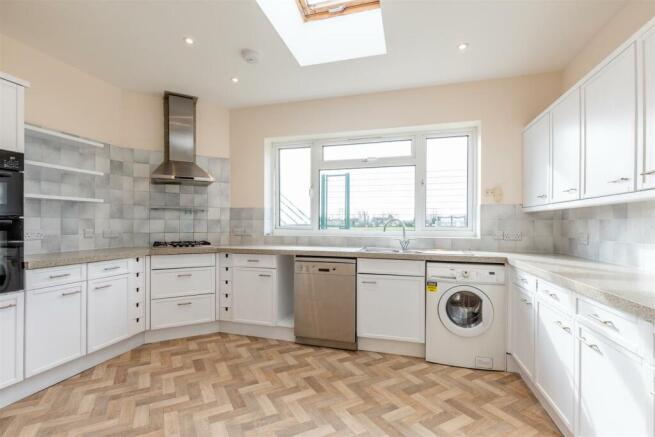 Sates Way, Henleaze Kitchen 3.jpg