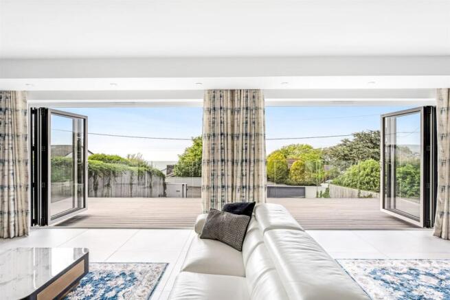Sandbanks, Portishead Bi-Fold Doors.jpg