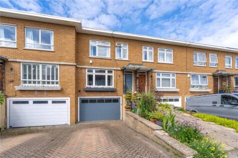 Grange Avenue, Twickenham, TW2