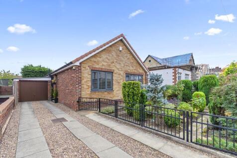Woodhall Road, Pudsey