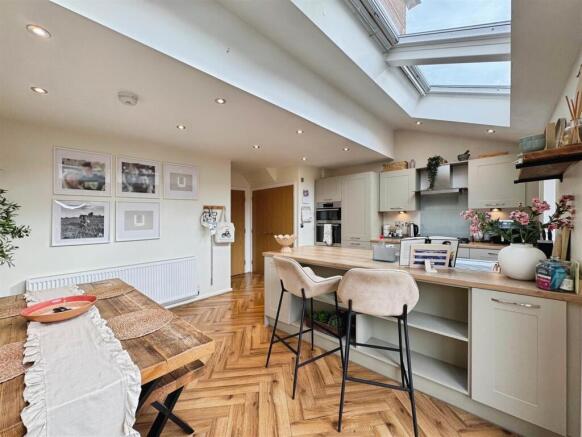 22fefc12--4C64-97F2-BB291DEEDE17-29149-000012E4789