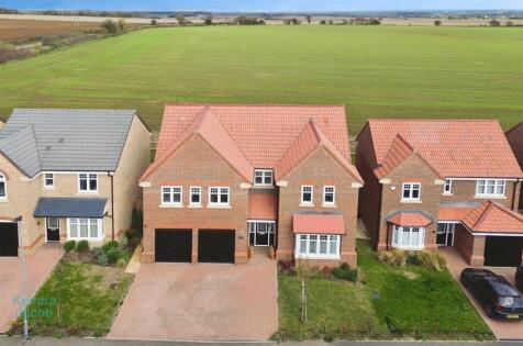 Cottonggrass Gardens, Dinnington