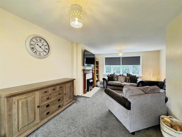 de07b38c-9-4368-9FD4-E19AE91DFC7A-8193-00000900EF6