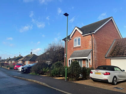 Daux Avenue, Billingshurst