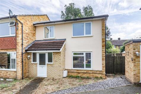 Hillside Gardens, Addlestone, Surrey, KT15