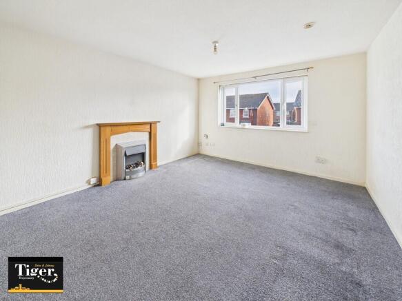 CAM02176G0-PR0735...