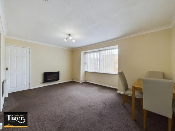 CAM03440G0-PR0145...