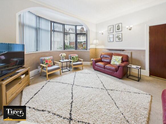 CAM02176G0-PR0754...