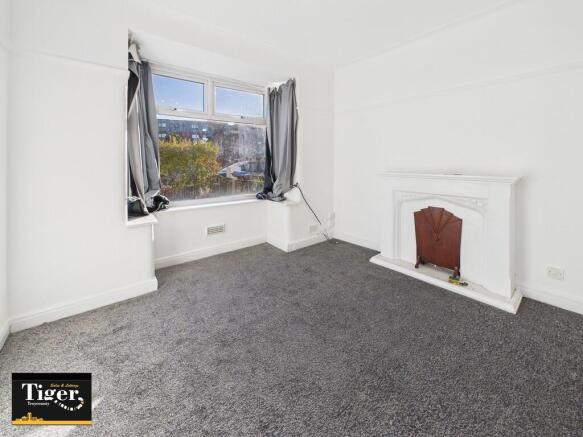 CAM02176G0-PR0764...