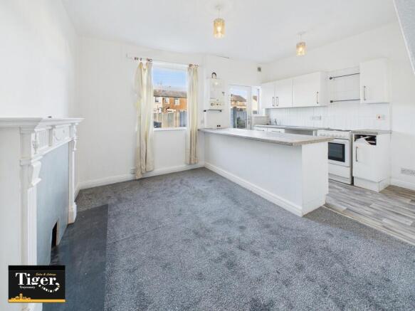 CAM02176G0-PR0764...