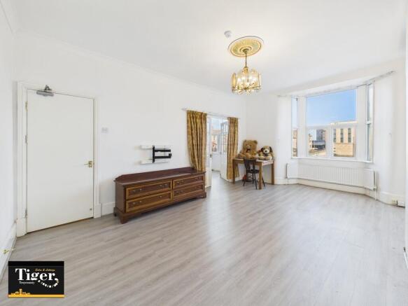 CAM03440G0-PR0496...