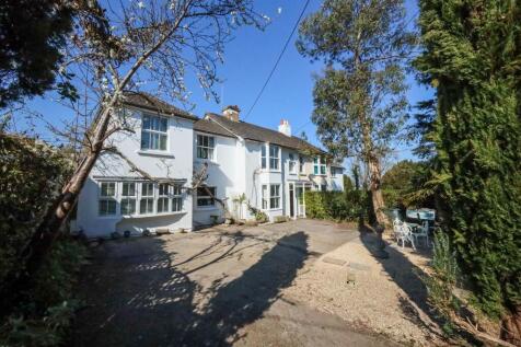 London Road, Burgess Hill, RH15