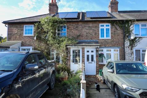 London Road, Burgess Hill, RH15