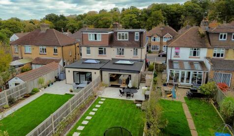 Dellney Avenue, Haywards Heath, RH16