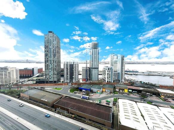 STUNNING VIEWS .jpeg