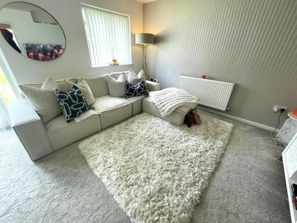 lounge .jpeg