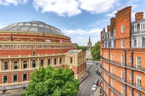 Albert Court Central Block, Prince Consort Road, London, SW7