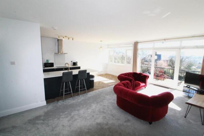 e Living room 2 NEW.jpg