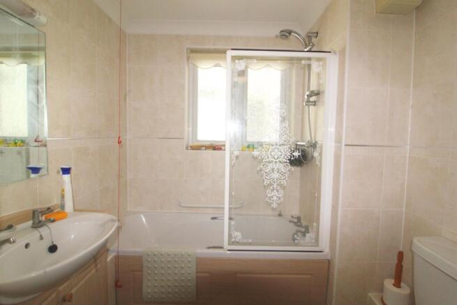 e Bathroom.jpg