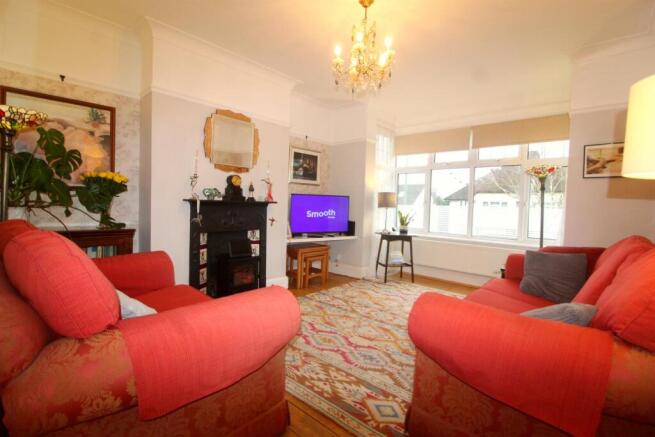 Living room e.jpg