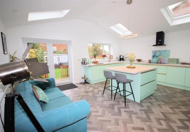 Kitchen / Family Room