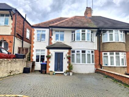 Parkfield Avenue, Delapre, Northampton NN4