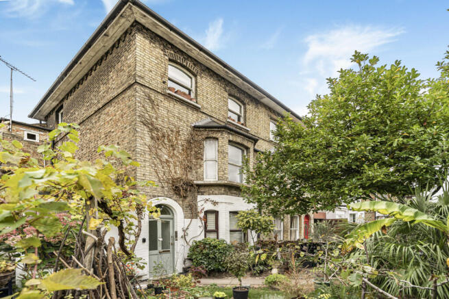 1 bed  First Floor Period Conversion for sale in