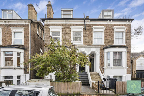 Pellatt Grove, Wood Green, London, N22