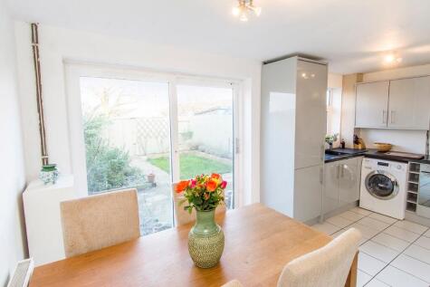 Hopton Fields, Market Harborough, Leicestershire, LE16