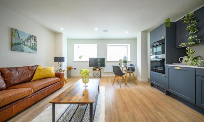 Living/kitchen area 