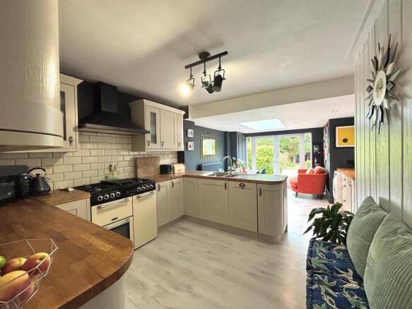 WhatsApp Image 2025-08-04 at 13.50.06_f2c16439.jpg