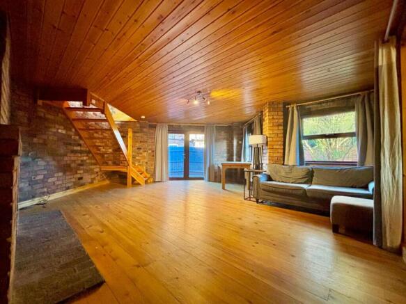 WhatsApp Image 2025-12-03 at 10.31.03 (3).jpeg