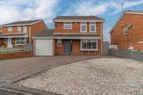 Sandringham Way, Amblecote, Brierley Hill, DY5 3JR