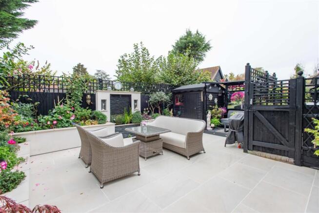 2025.10.14 - 4 Alma Barn Mews, BR6 7FE-2547.jpg