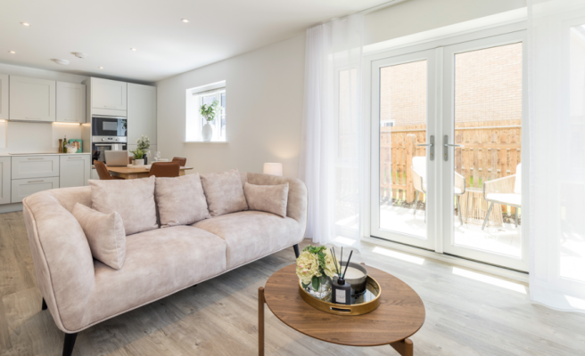 Farehurst Park, The Bunting Apartment, Living