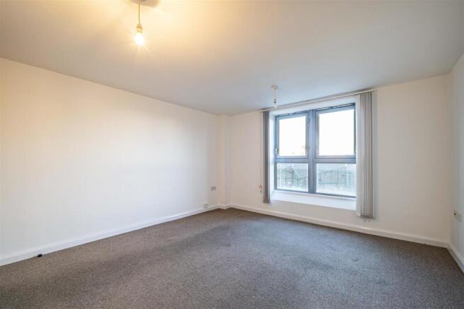 101 Sheridan court 3 of 7.jpg