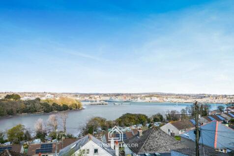 Clarence Road, Torpoint