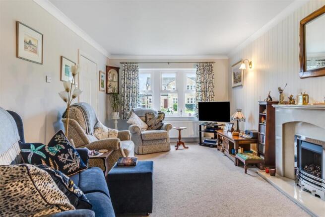 Sitting Room 2.jpg