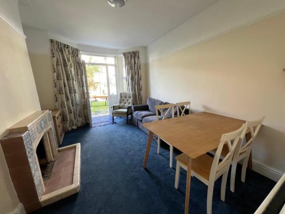A spacious and inviting large modern living roo...