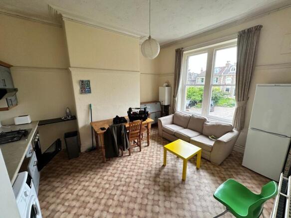 A spacious and inviting large modern living roo...