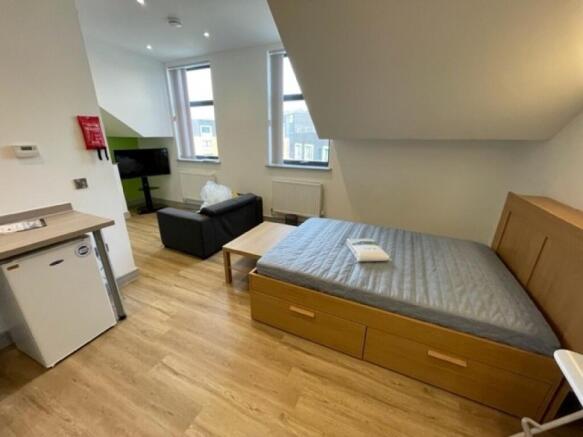 Bright and tidy studio apartment featuring a co...