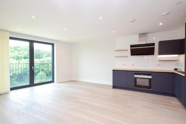 Kitchen Lounge