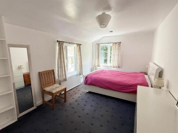 Bedroom.jpg