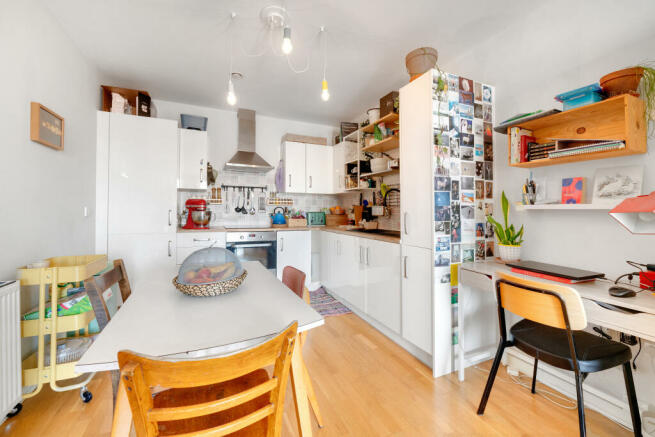 Kitchen / Dining Area