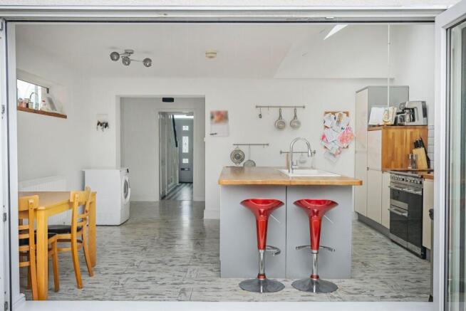 Kitchen / Dining Room