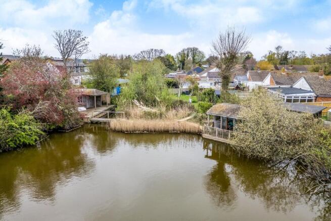 Pond with Boathouse & Summerhouse