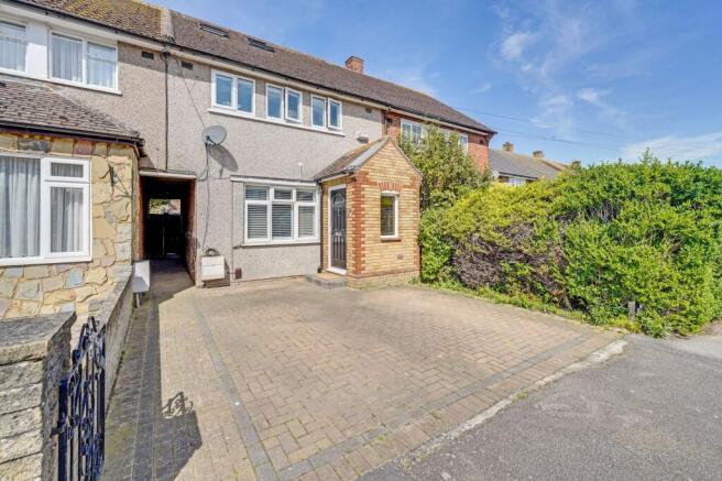 Main Road / Entrance