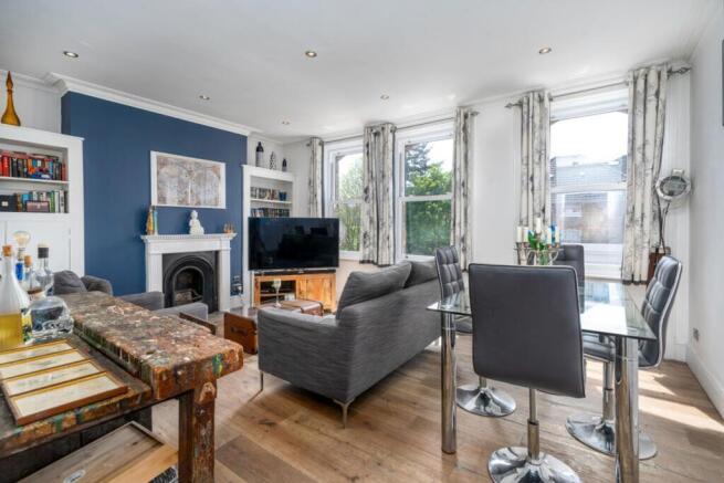 Reception For Sale 2 Bedroom Flat Annerley Hill SE19 922 Sq ft www.steele.london